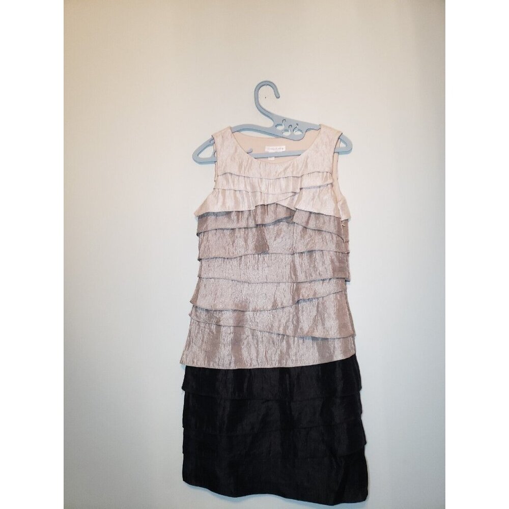London Times Dress Women 4 Silver Black Ruffled Sheath Sleeveless Knee Length